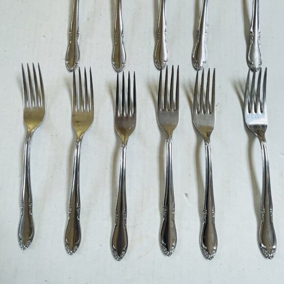 Oneida Chateau Stainless Steel Forks Spoons 11 pieces Flatware Replacement - Picture 2 of 6
